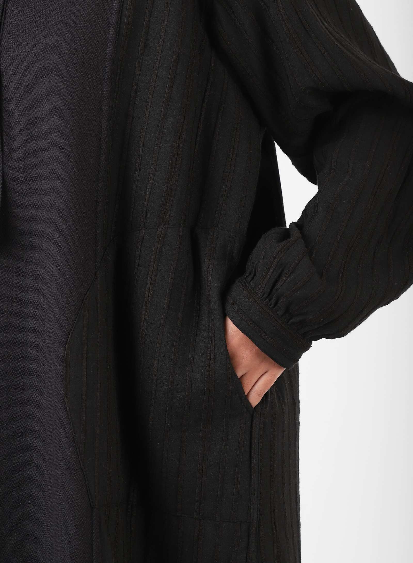 Eva
Half Placket Dress texture detail