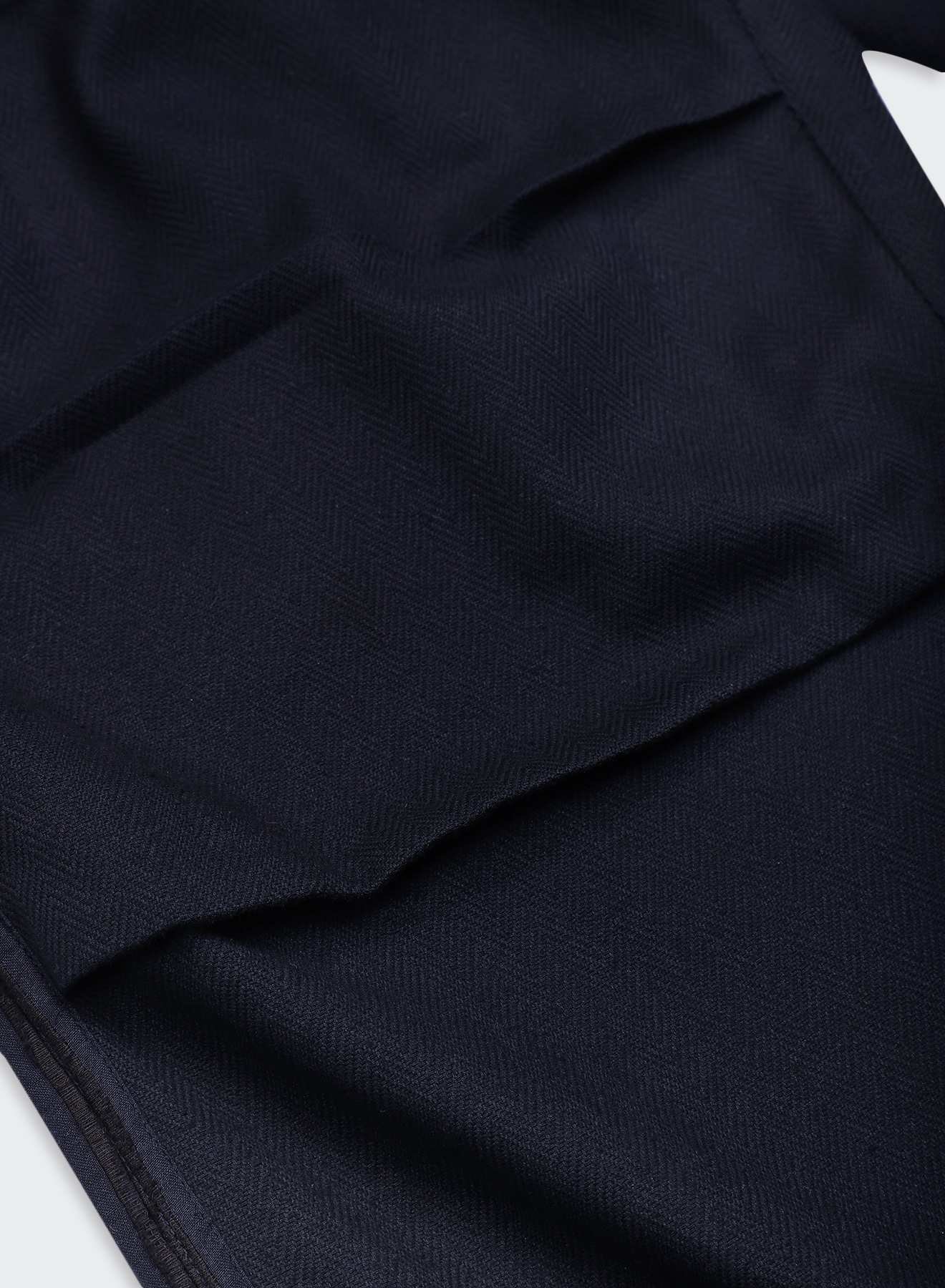 Abeer
Drawstring Snow Pant styling frame