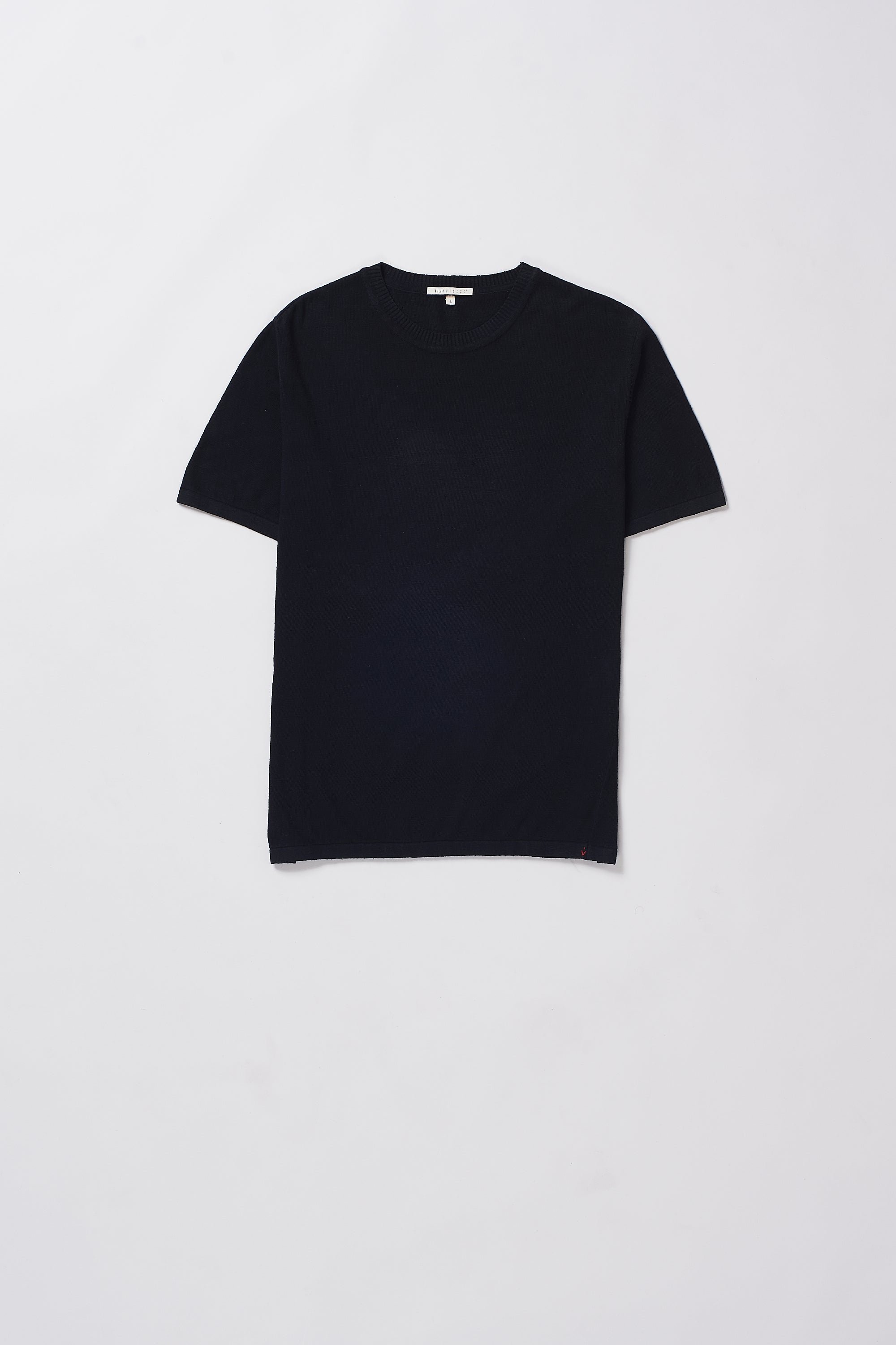 Black Solid Organic Heirloom Cotton T-Shirt texture detail