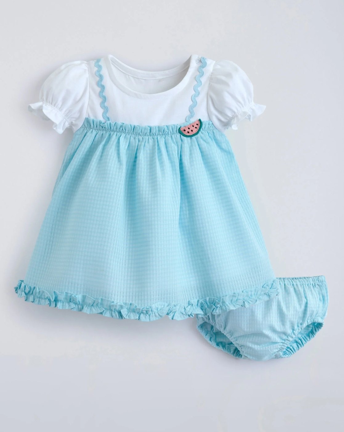 1324368