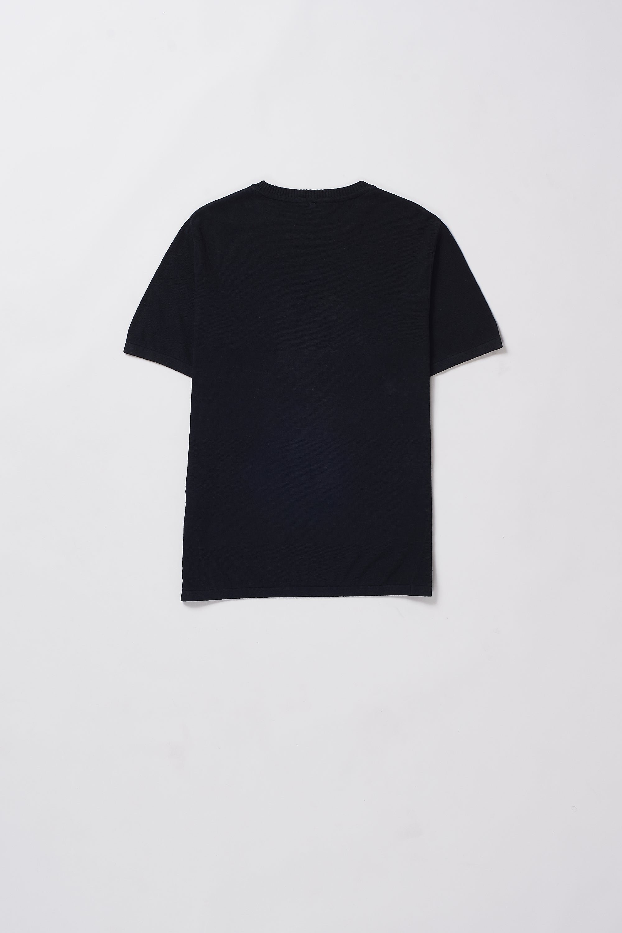 Black Solid Organic Heirloom Cotton T-Shirt styling frame