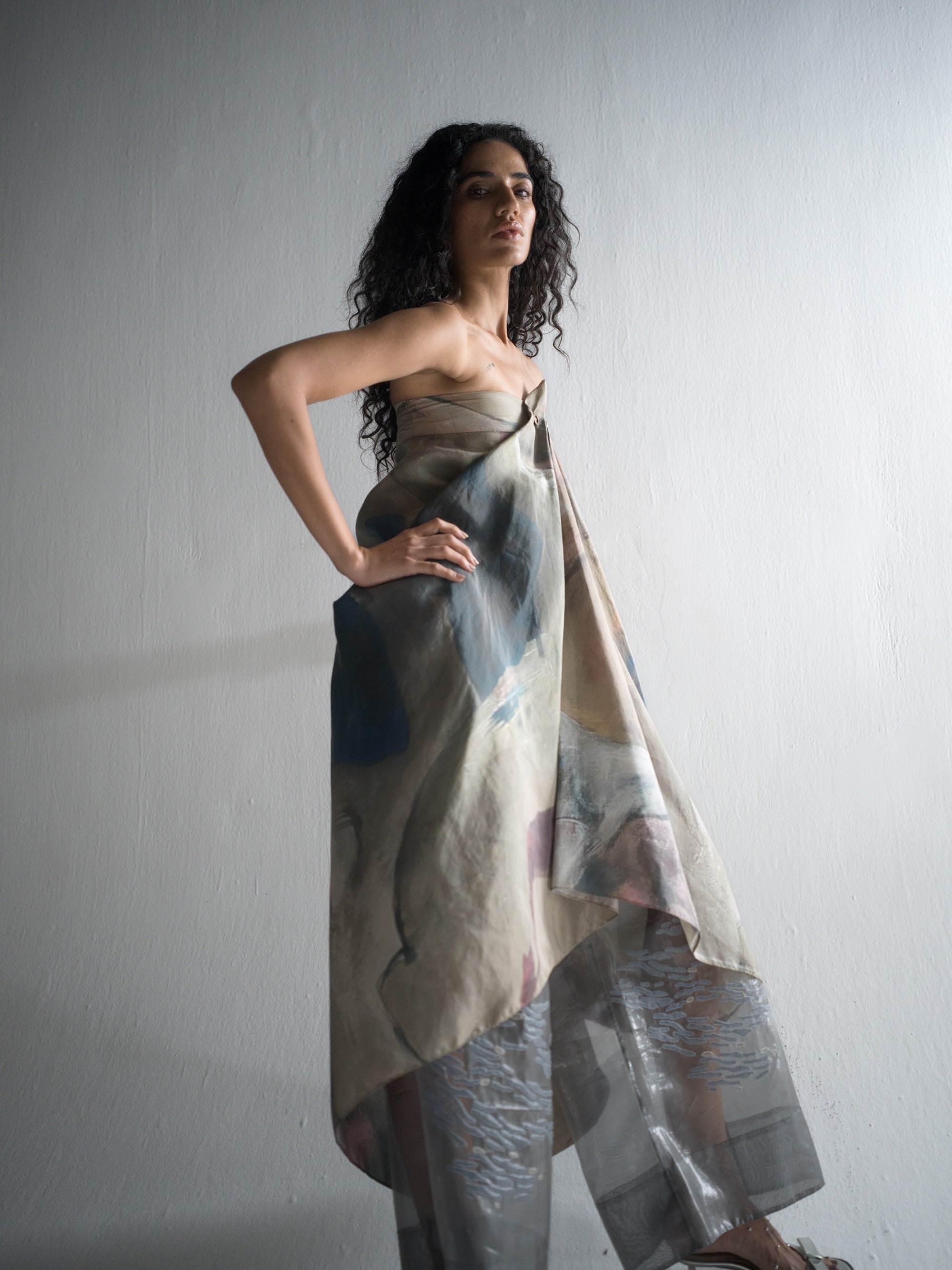 Chatter Knot Dress styling frame